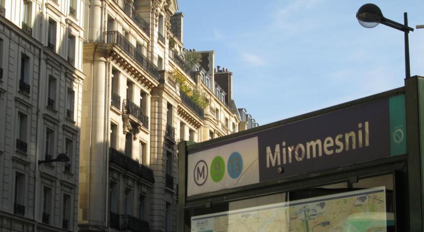 8 Eme 2 Pieces Metro Miromesnil Apartment *