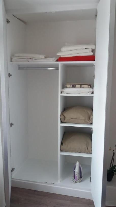 Apartment 8 Eme 2 Pieces Metro Miromesnil