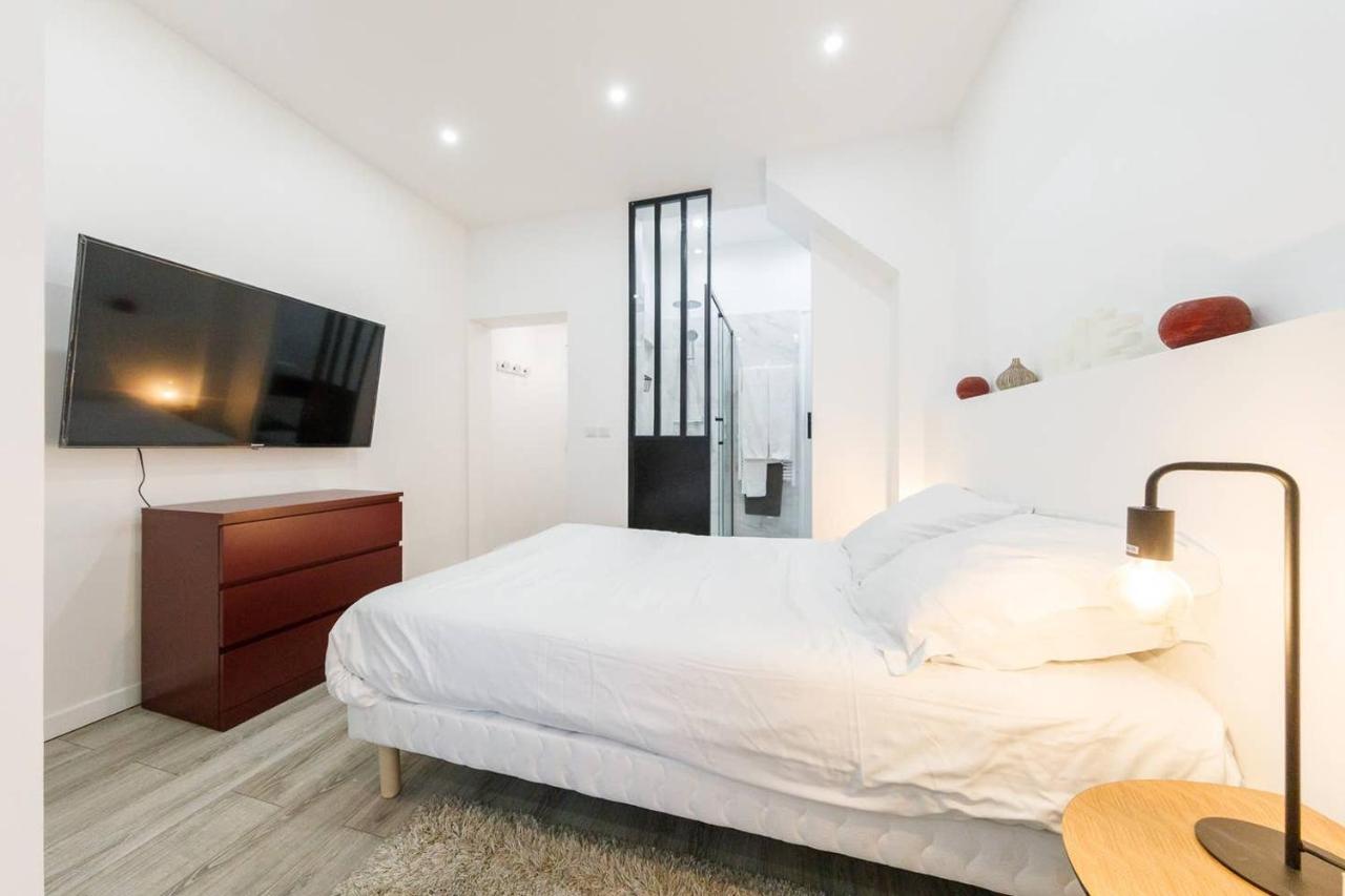 Luxurious And Cosy In The Center Of 14 Apartment