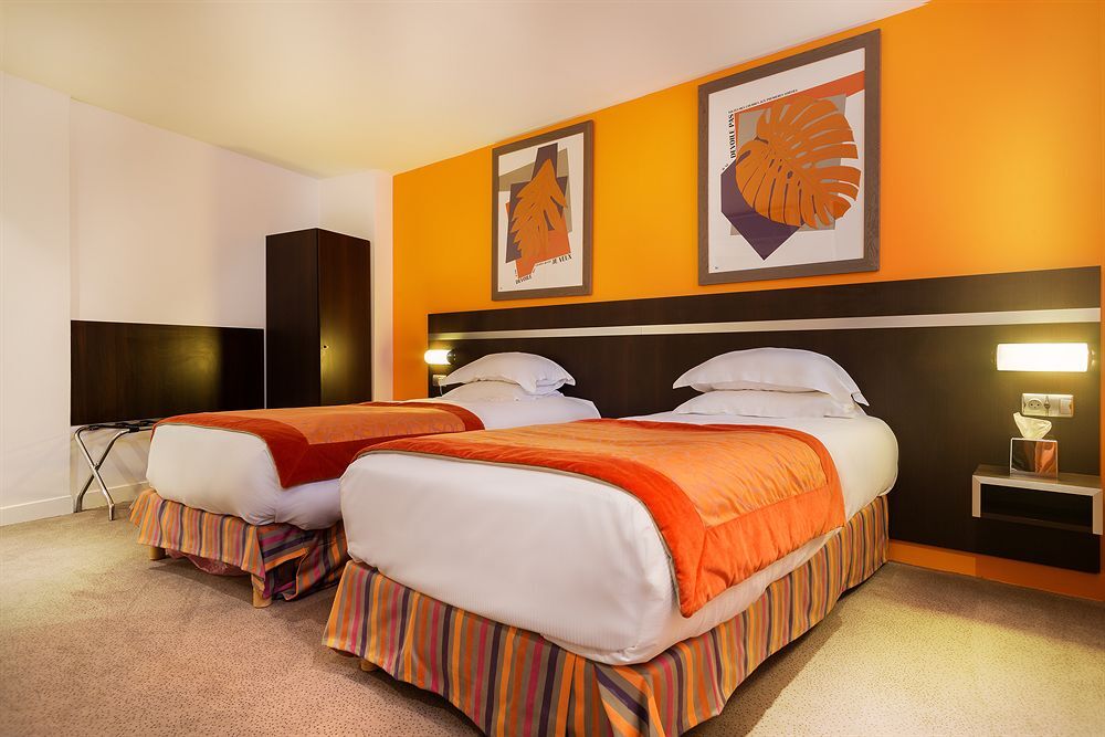 Arc De Triomphe Hotel
