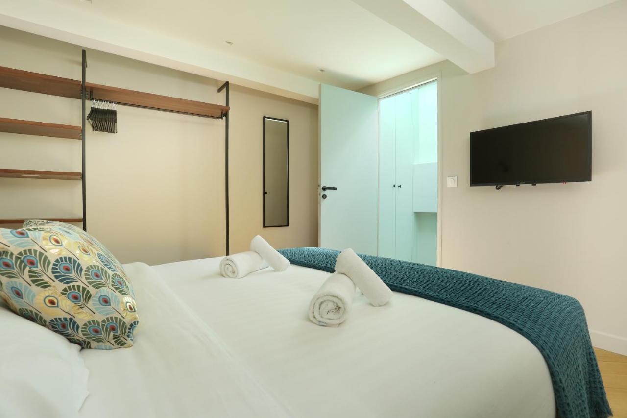 Center Of By Prestige Apartment *