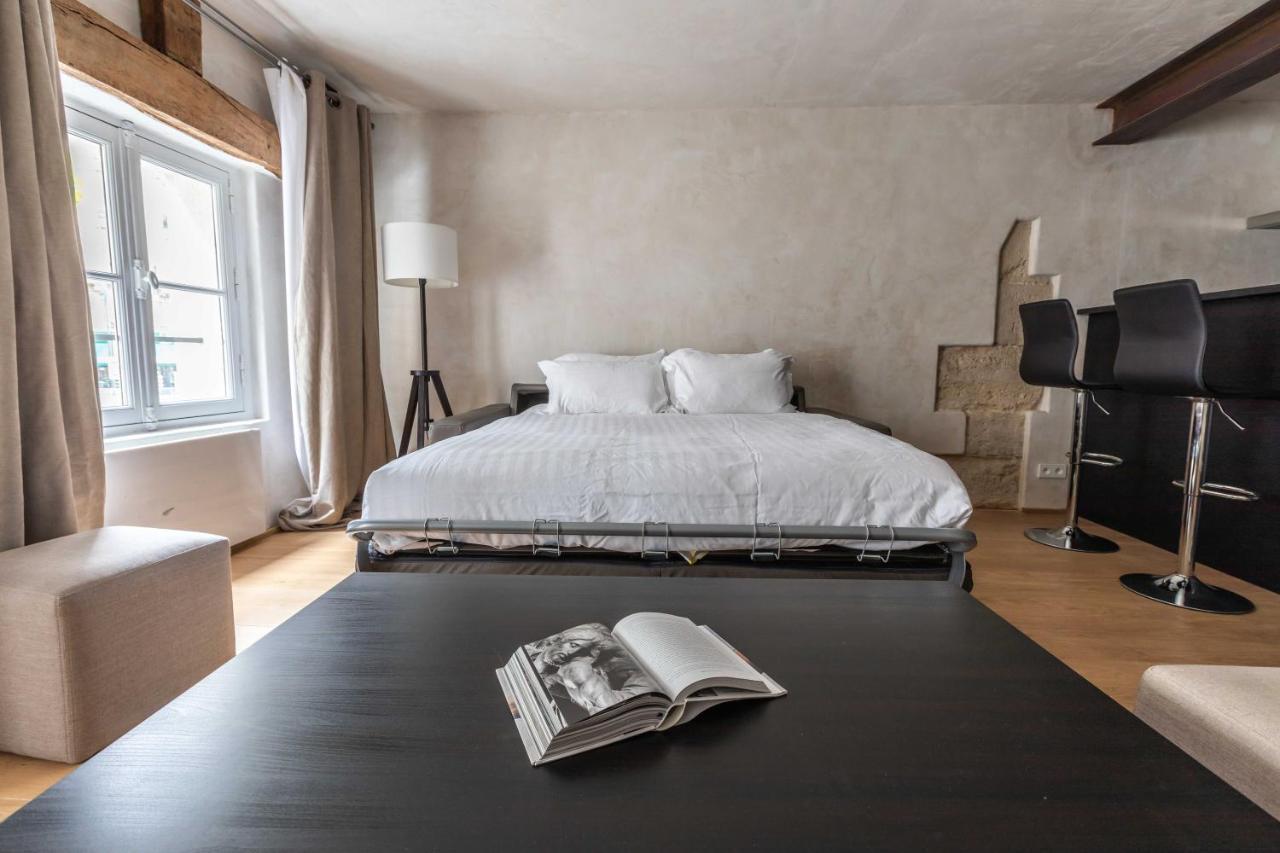 Luxurious & Design Flat 2br/8p- Boulevard Saint Germain *