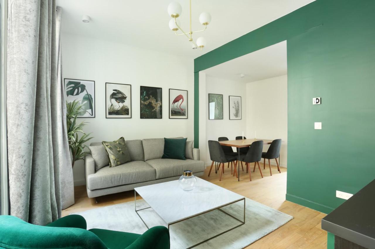 Center Of By Prestige Apartment