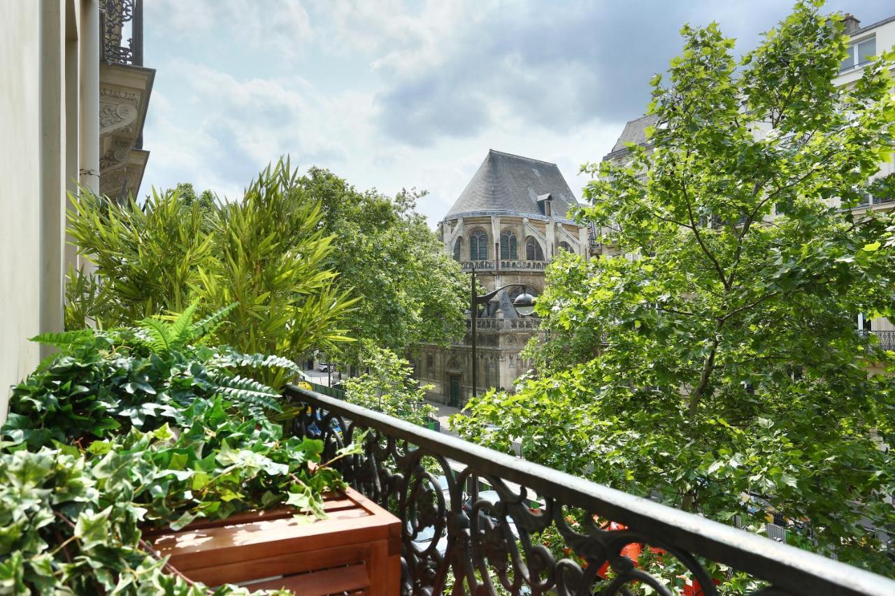 Center Of By Prestige * Paris