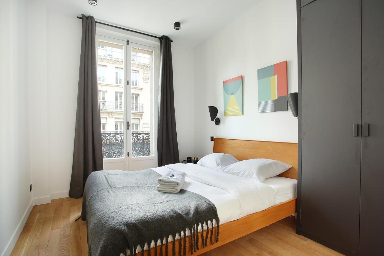 Center Of By Prestige Apartment *