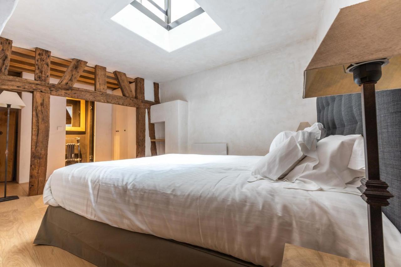 Luxurious & Design Flat 2br/8p- Boulevard Saint Germain *