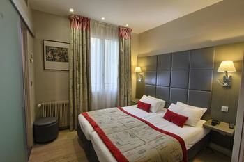 Margaux Opera Montmartre Hotel 3*