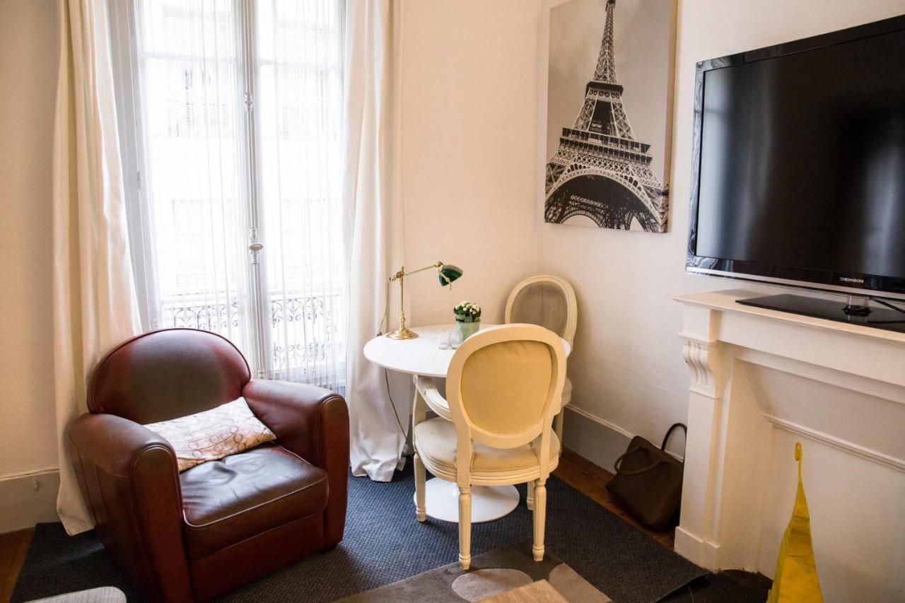 Bright & Design Near The Pantheon Apartment *