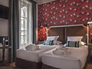 Hotel Le Robinet D'or 3*