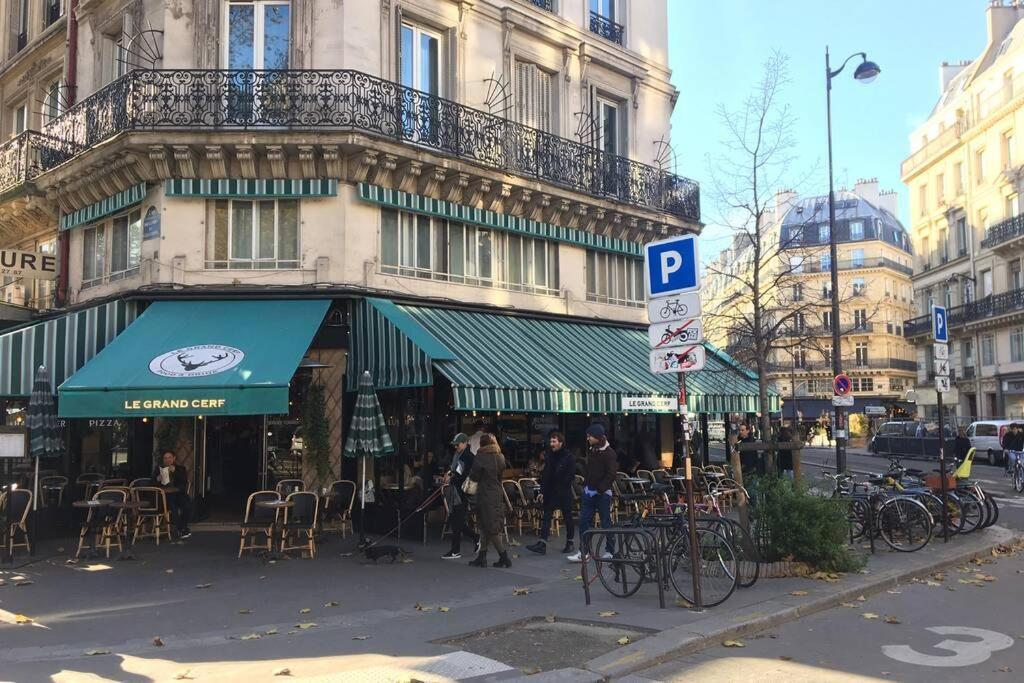 Typical Marais 3 Br Beaubourg * Paris