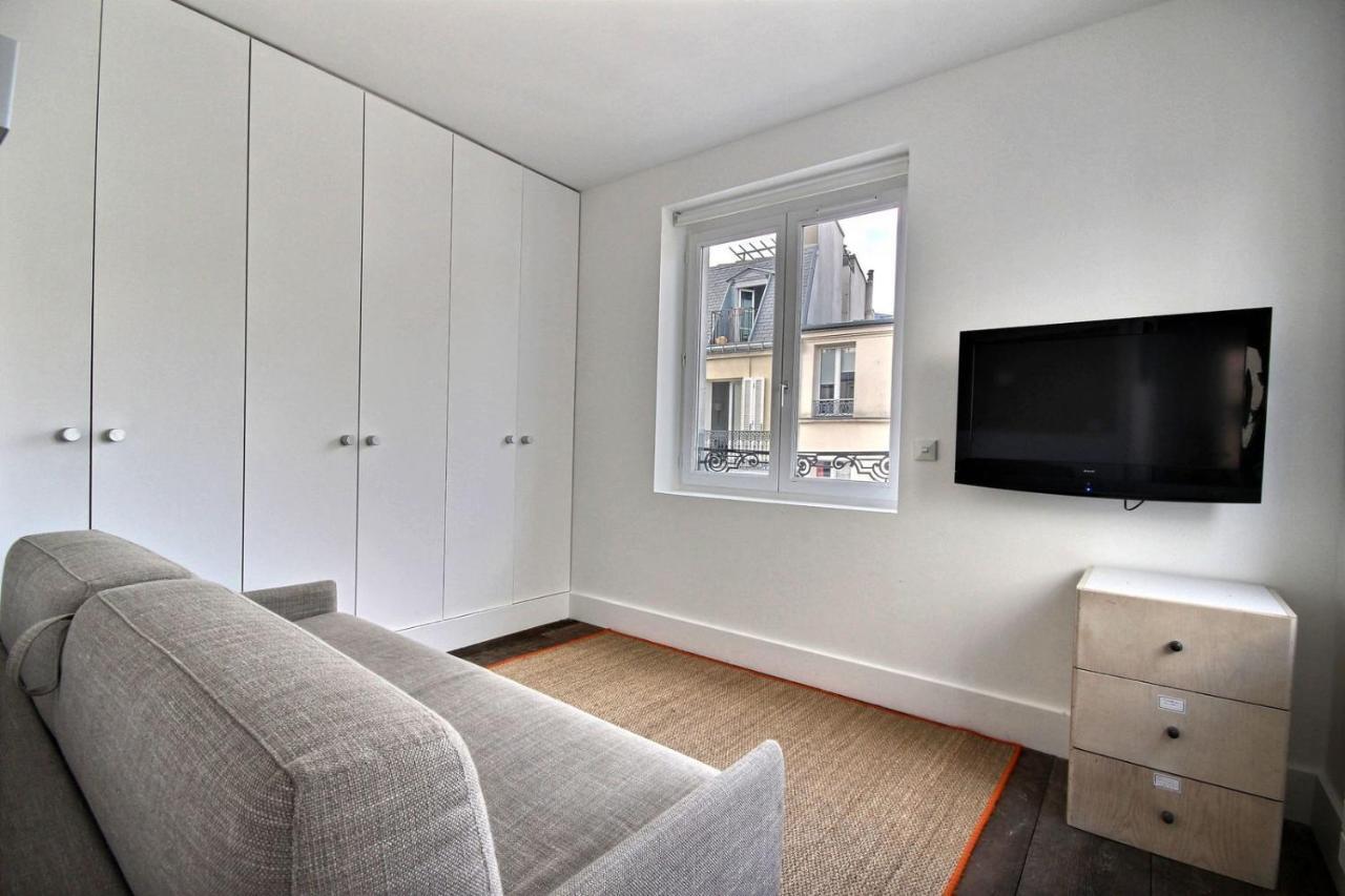 502254 - Spacious Duplex For 12 People Near Les Halles Apartment