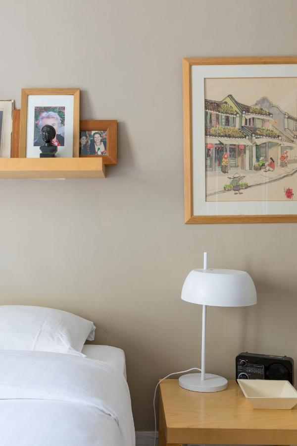 Apartment Veeve - Muted Beauty In Batignolles