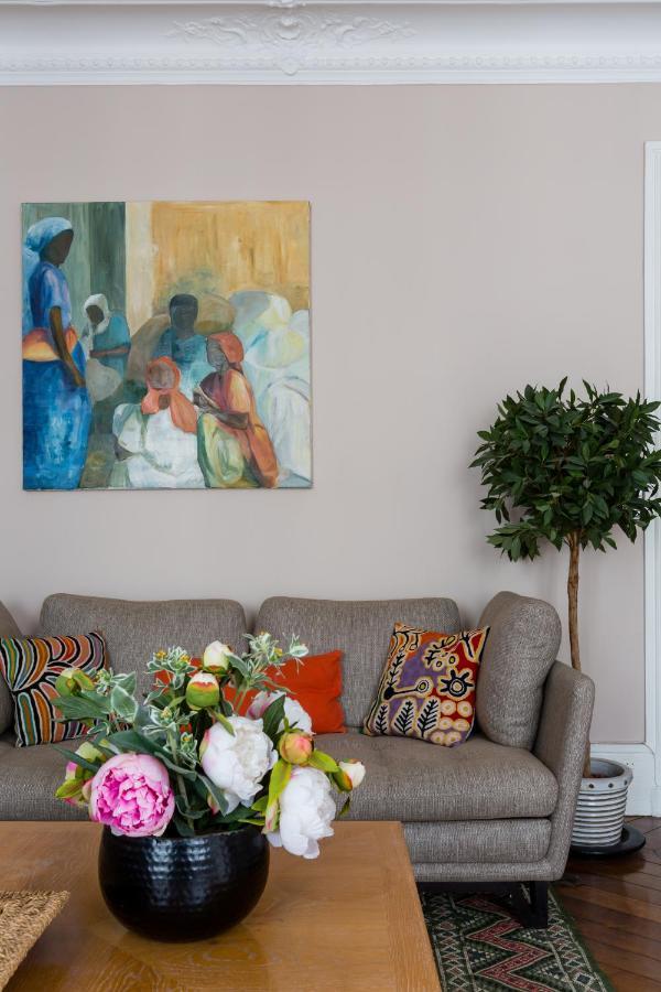 Veeve - Muted Beauty In Batignolles * Paris
