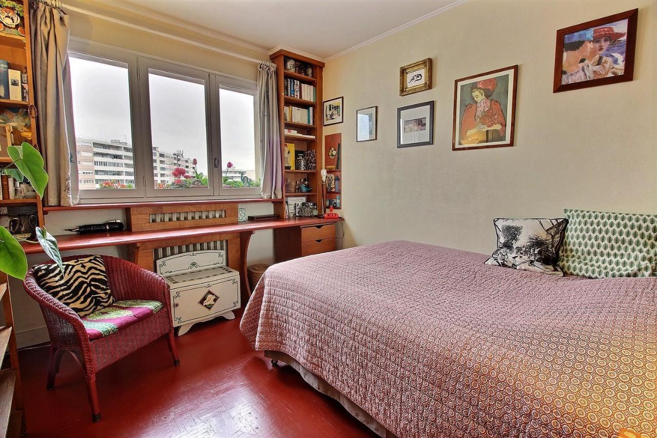 213367 - 6 Personnes A Paris