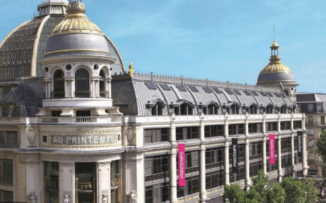 111- Urban Theatre De La Madeleine Paris