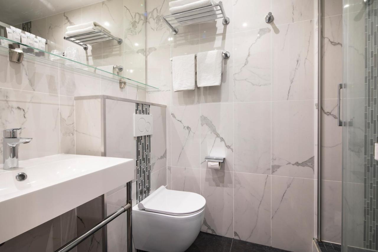 De Geneve Hotel Paris