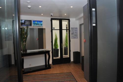 De La Mare Hotel 3*