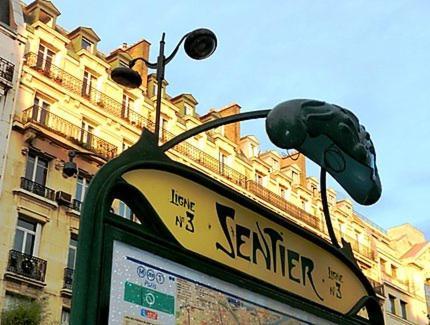 Appartement Lovely Parisian Studio