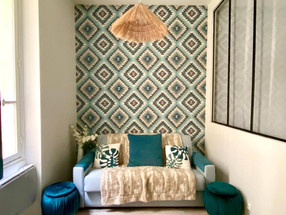 Arc De Triomphe-carnot Luxury & Design Apartment