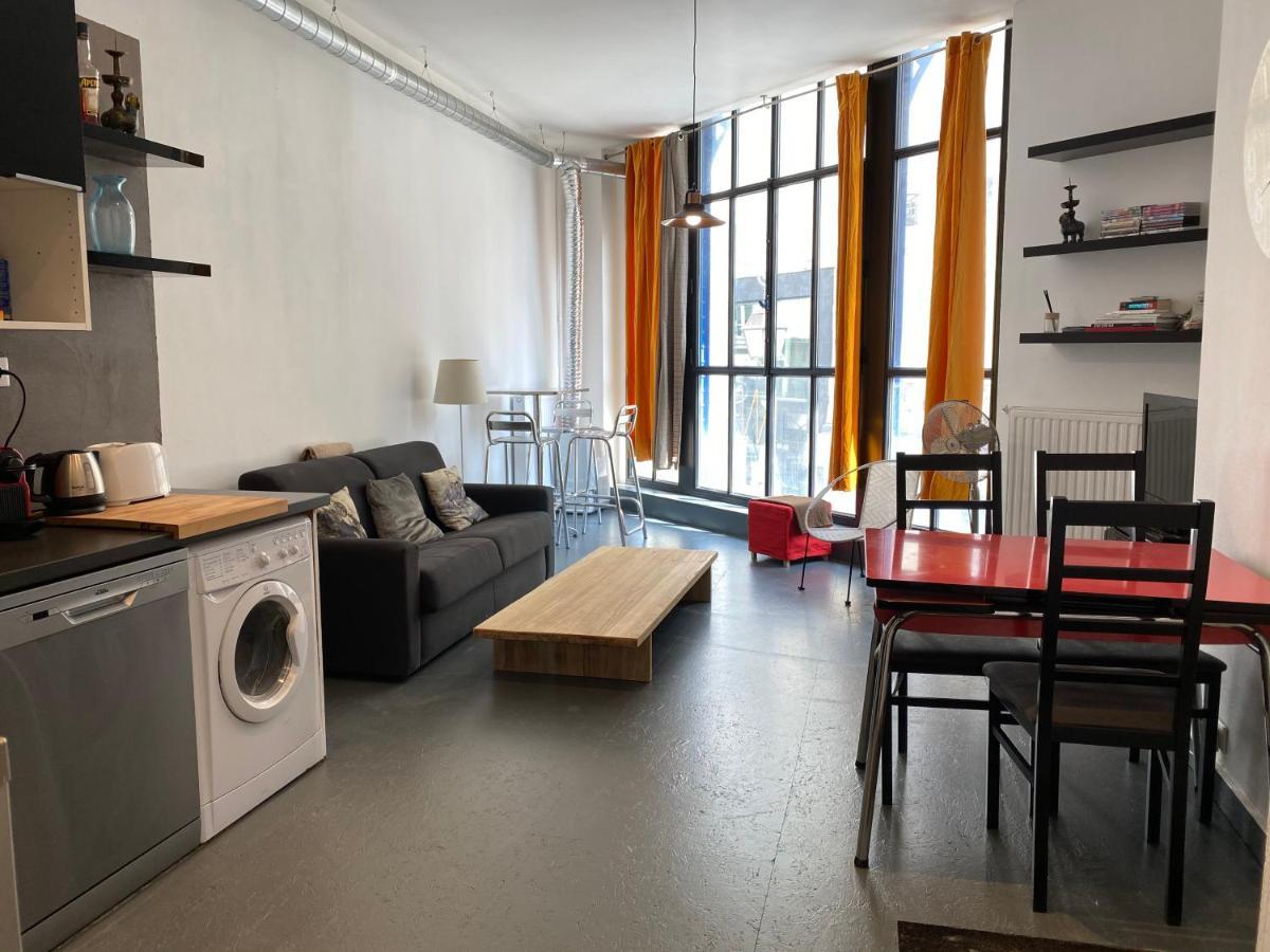 Artistic Center Of * Paris