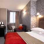 Hotel Plaza Etoile