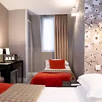 Hotel Plaza Etoile