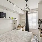 Small Comfortable Studio Near Eiffel Tower