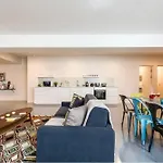 Modern And Huge 3Bd For 10 Guests In Le Marais!