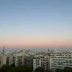 Rooftop Eiffel Tower - Full Ac