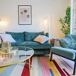 Tranquil Retreat In The 16Th Arrondissement