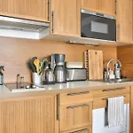 Modern Renovated Studio Cozy And Quiet