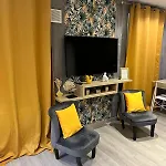 Elite Studio 14