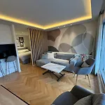 2 Bedroom Apartment Renovated In The Heart Of Paris
