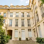 Merveil - Luxury Suite - Marais - Archives I
