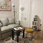A Studio In Heart Of Montmart Sacre Coeur