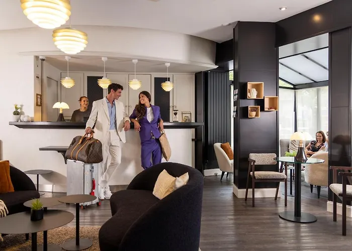 Hotel Plaza Etoile