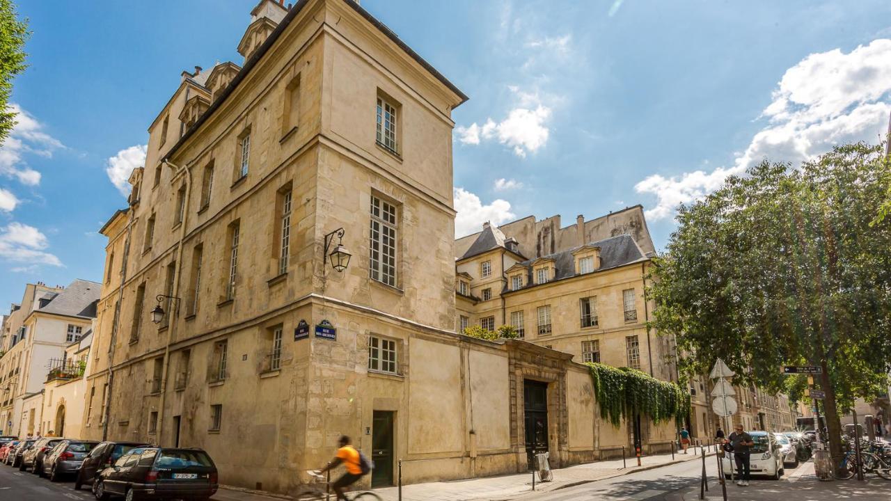 Merveil - Luxury - Marais - Archives I Paris