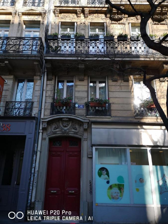 Apartment 08 Design Flat Republique *