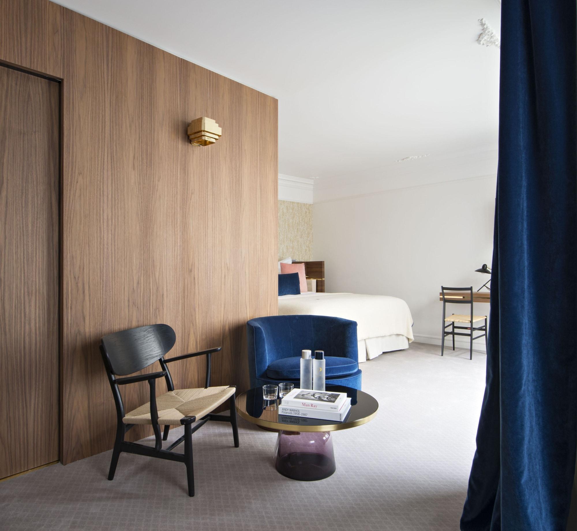 Parister Piscine & Hotel 5*