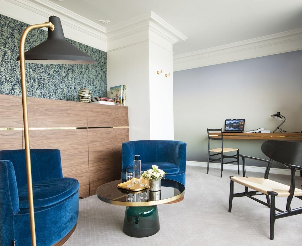Parister Piscine & 5* Paris