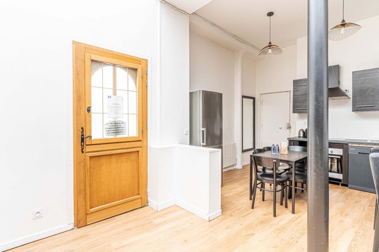 08 Design Flat Republique * Paris