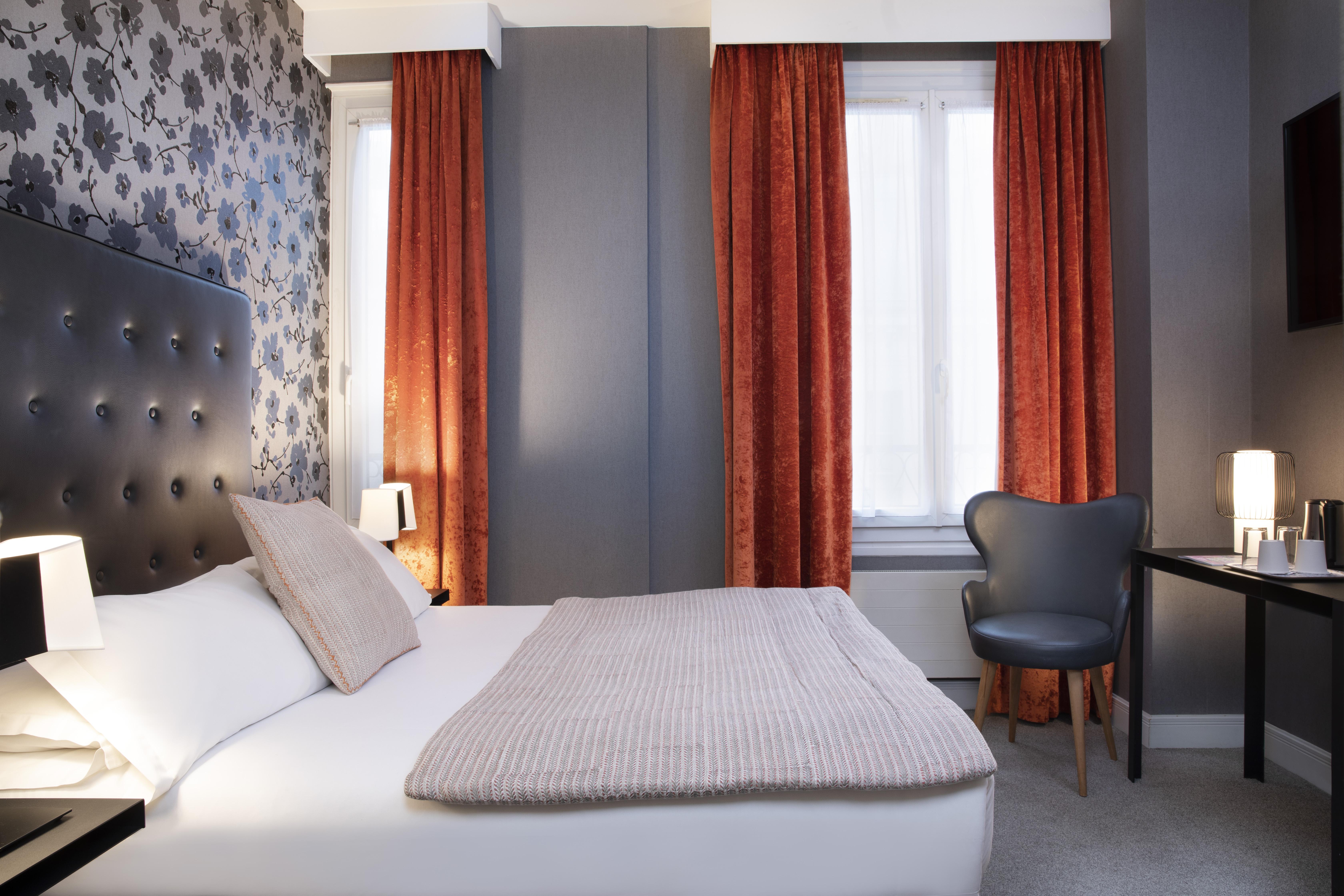 Plaza Etoile Hotel