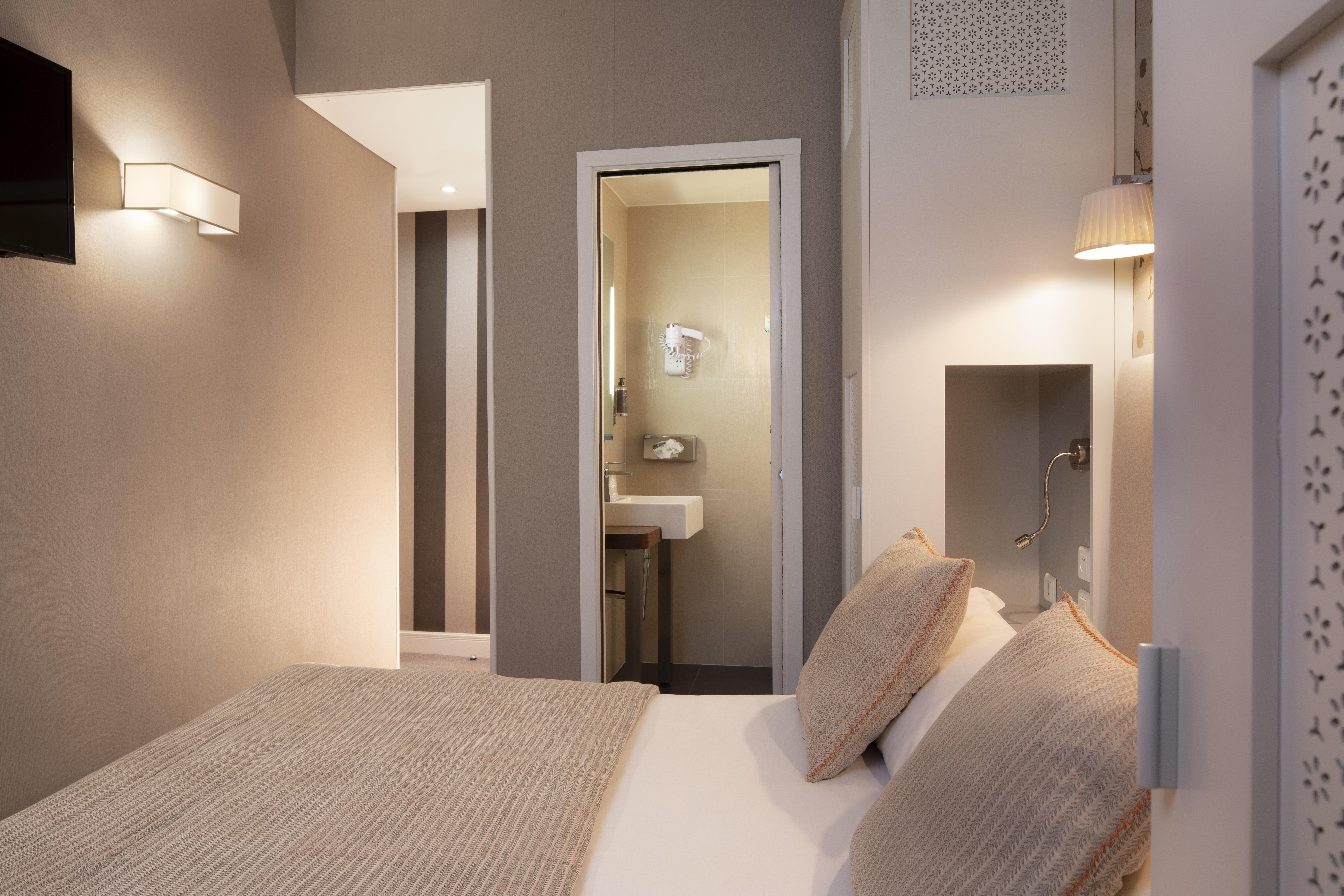 Plaza Etoile 3* Paris