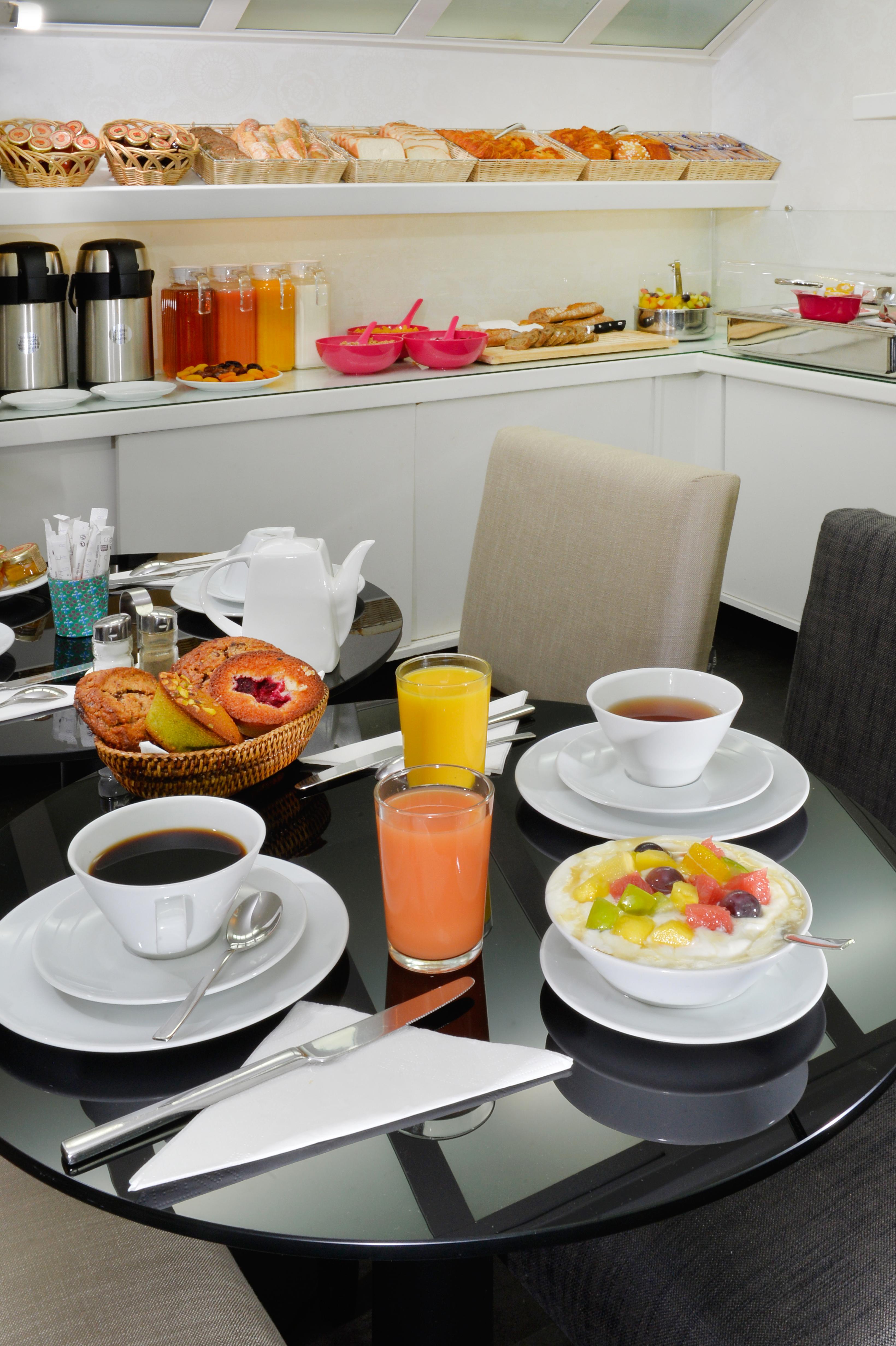 Plaza Etoile 3* Paris