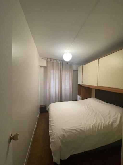 2 Pieces Centre Apartment Paris
