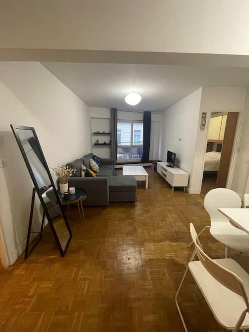 Apartment 2 Pieces Centre *