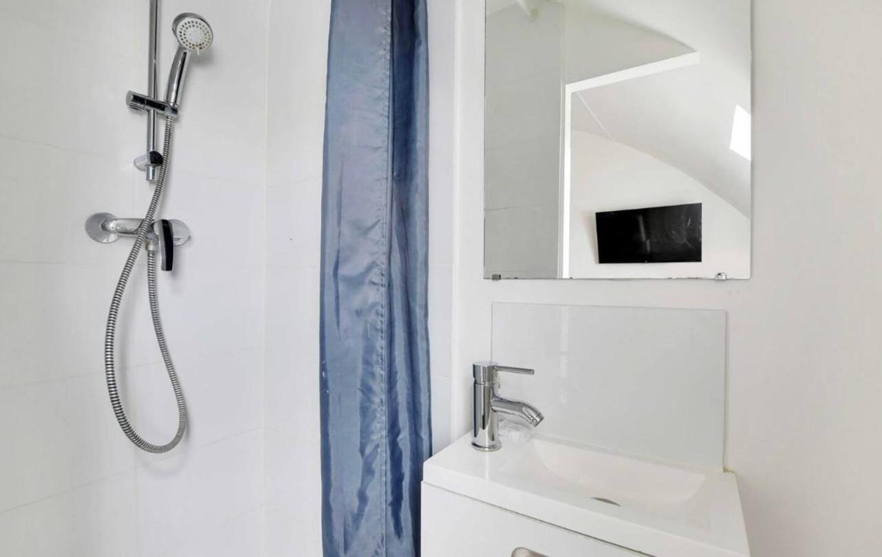Apartment Amsterdam 12 - A Saint-lazare