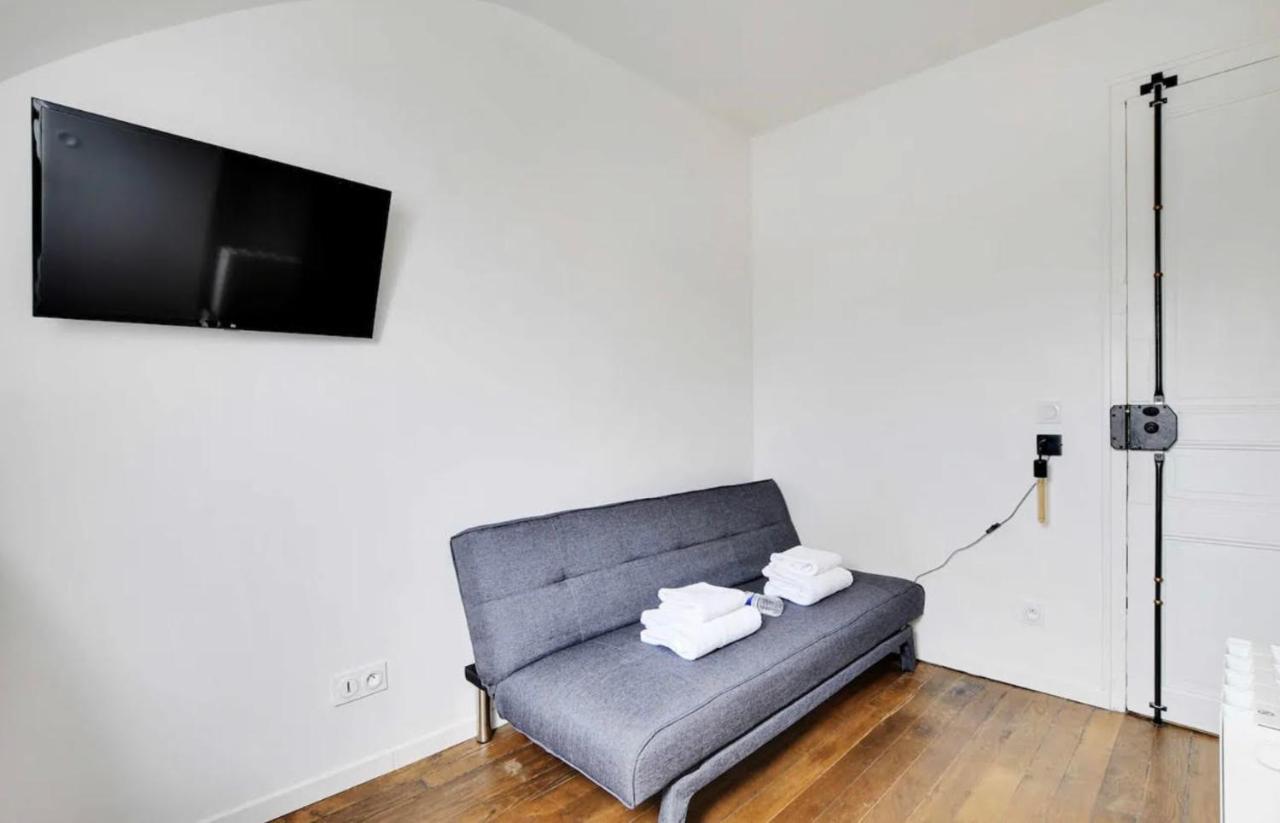 Apartment Amsterdam 12 - A Saint-lazare *