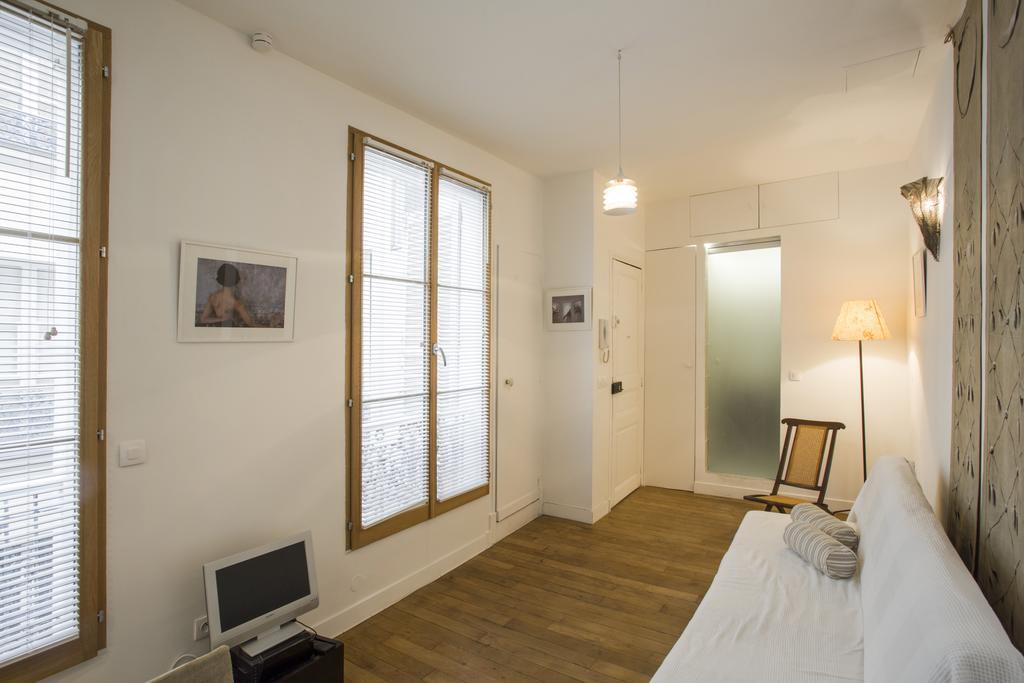 Beaune Apartment Paris