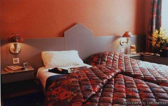 Hotel Median Congres 3*